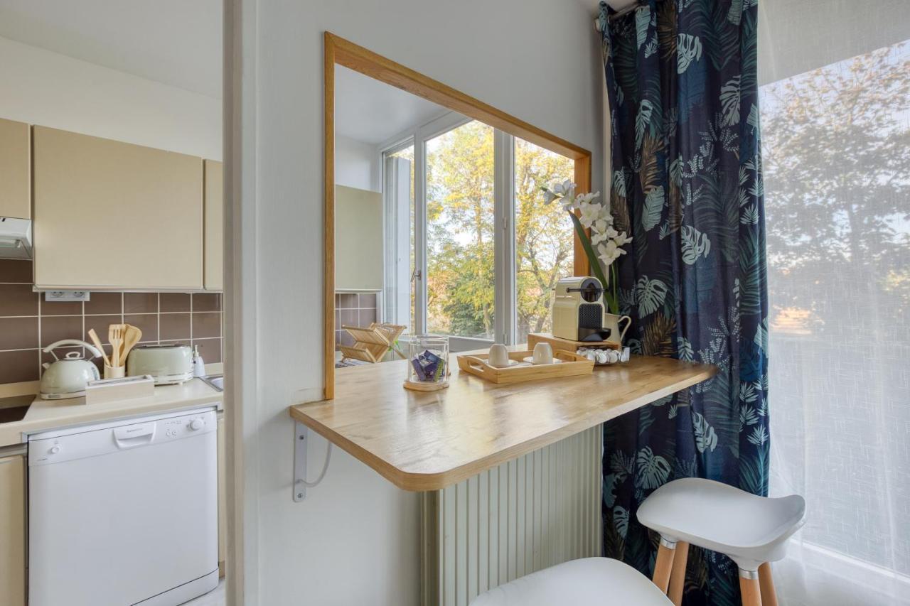 Escale De L'Yvette - 50M2 Cosy, Balcony & Parking Apartment Longjumeau Exterior photo